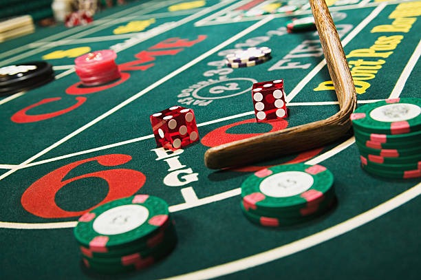 AduQ live dealer table on iboslot mobile app